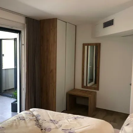Beni Apartment *